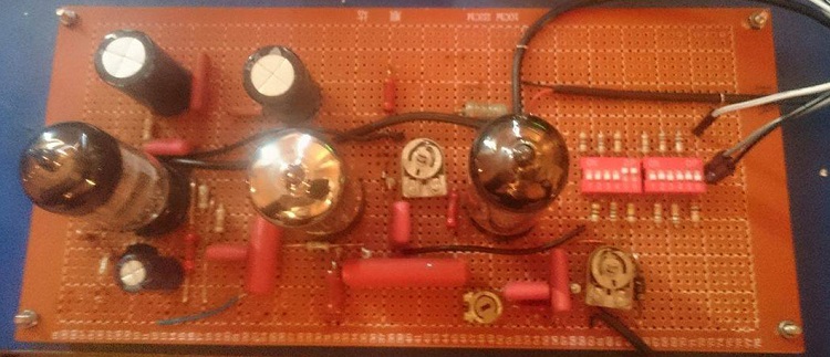 vintage-vacuum-tube-oscillator
