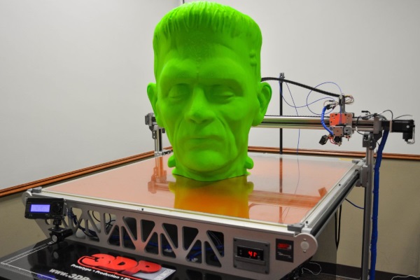 Best 3D Printed Gadgets to Make Life Easier  After purchasing a 3D  printer, the first thing many people ask is, “Now what?” Sure, it's a great  hobby, but shouldn't you expect